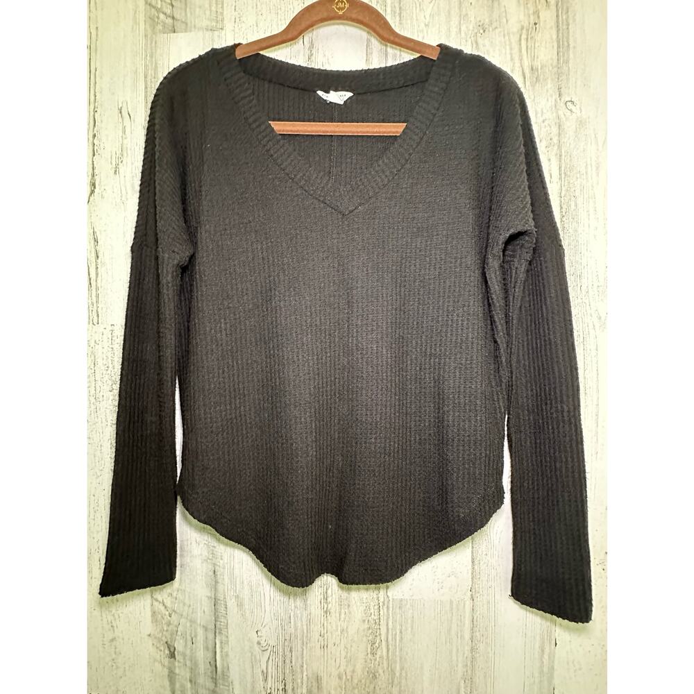 Aeropostale Womens Waffle Knit Shirt‎ Size XS Extra Small Black Vneck Very Soft